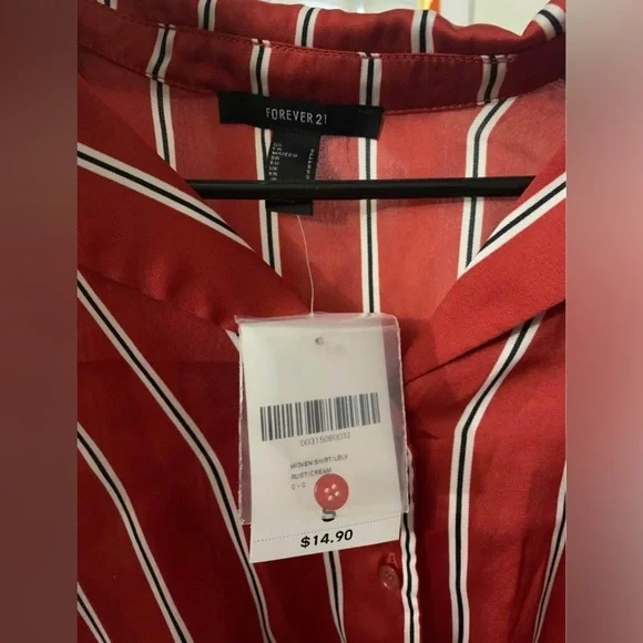 FOREVER 21 STRIPED BUTTON UP CROP TOP - Picture 3 of 3